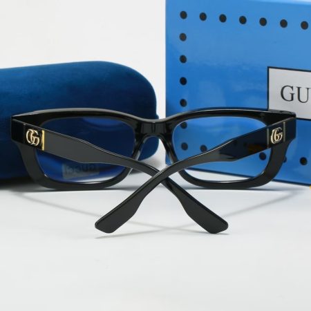 Gucci Fashionable Sunglasses - Image 9