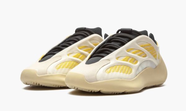 Yeezys 700 V3 “ Safflower"