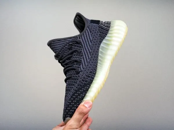 Yeezy350 Boost V2 “ Carbon"