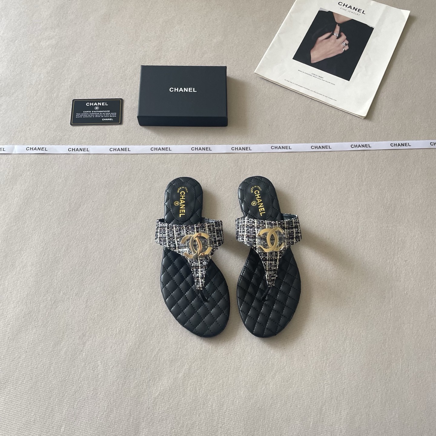 Chanel 26P C-Clip Thong Sandals - Image 4
