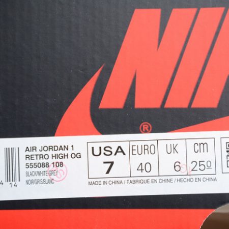 Air Jordan 1 High OG Stage Haze 555088-108 - Image 6