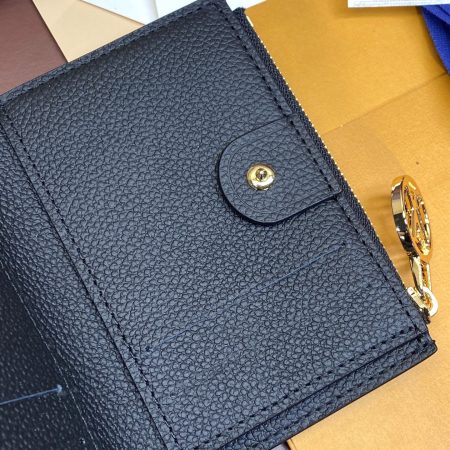 LV Lisa Wallet - Image 8