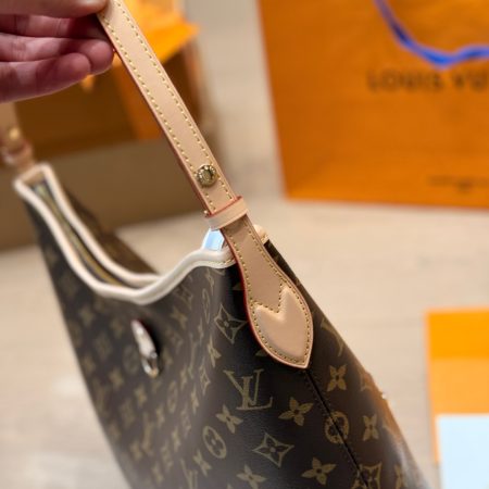 LV Lineup Monogram Bag - Image 11