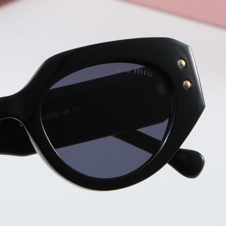 Miu Miu Fashionable Sunglasses - Image 9