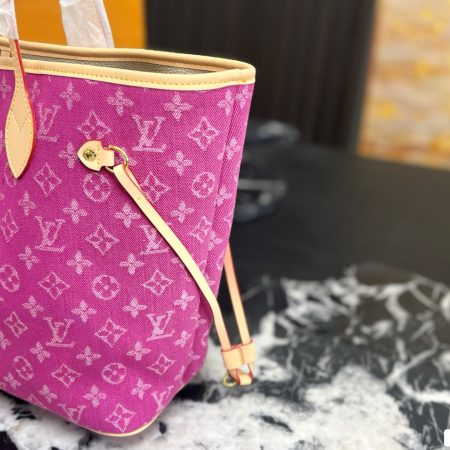 LV Neverfull Tote Bag - Image 4
