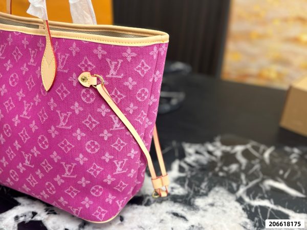 LV Neverfull Tote Bag