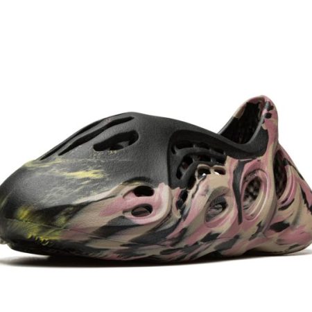 Yeezys Foam Runner “ MX Carbon" - Image 5