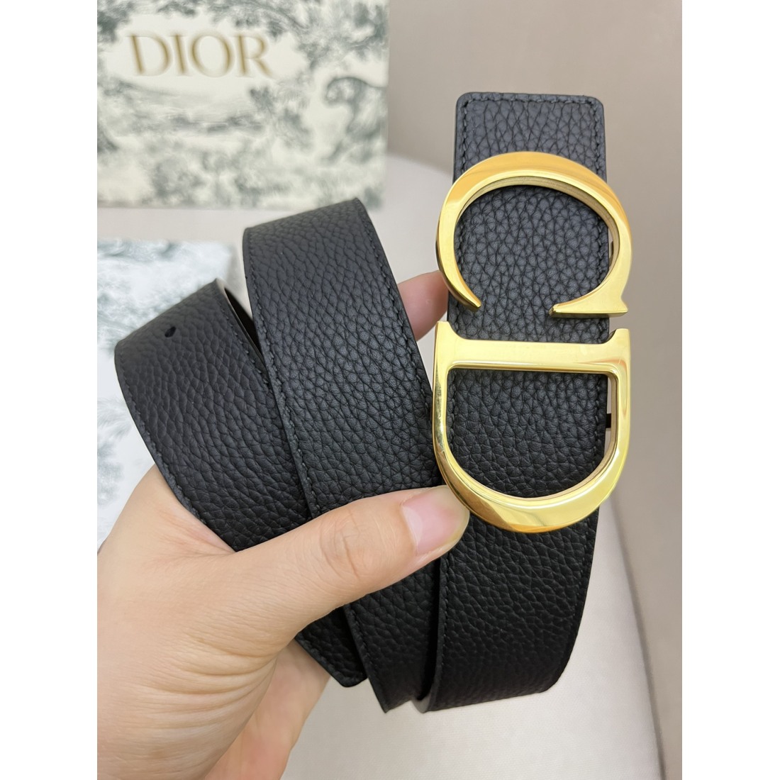 Dior cowhide and bottom leather, palladium plated pure steel buckle 35MM - Image 4