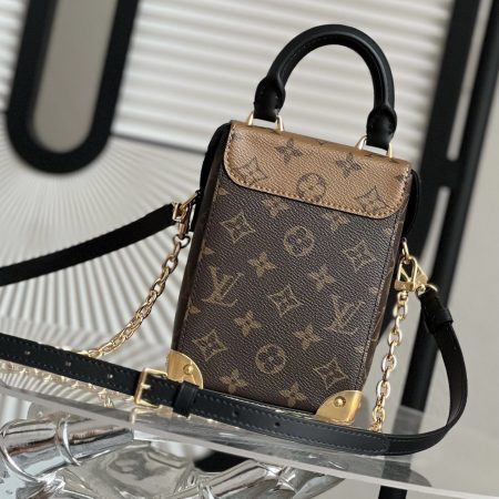 LV Camera Bag - Image 5
