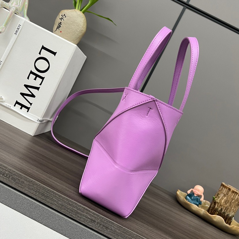 Loewe Mini Puzzle Fold Tote in shiny calfskin Purple - Image 2