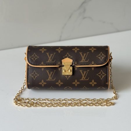 LV  Pochette Camille - Image 3