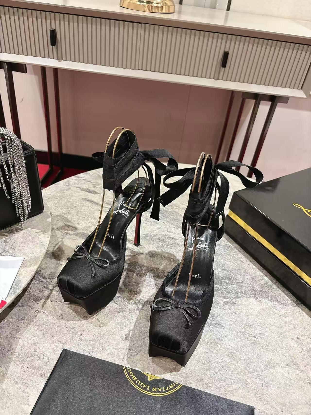Christian Louboutin Cassia Lace Up Alta High Heels - Image 2