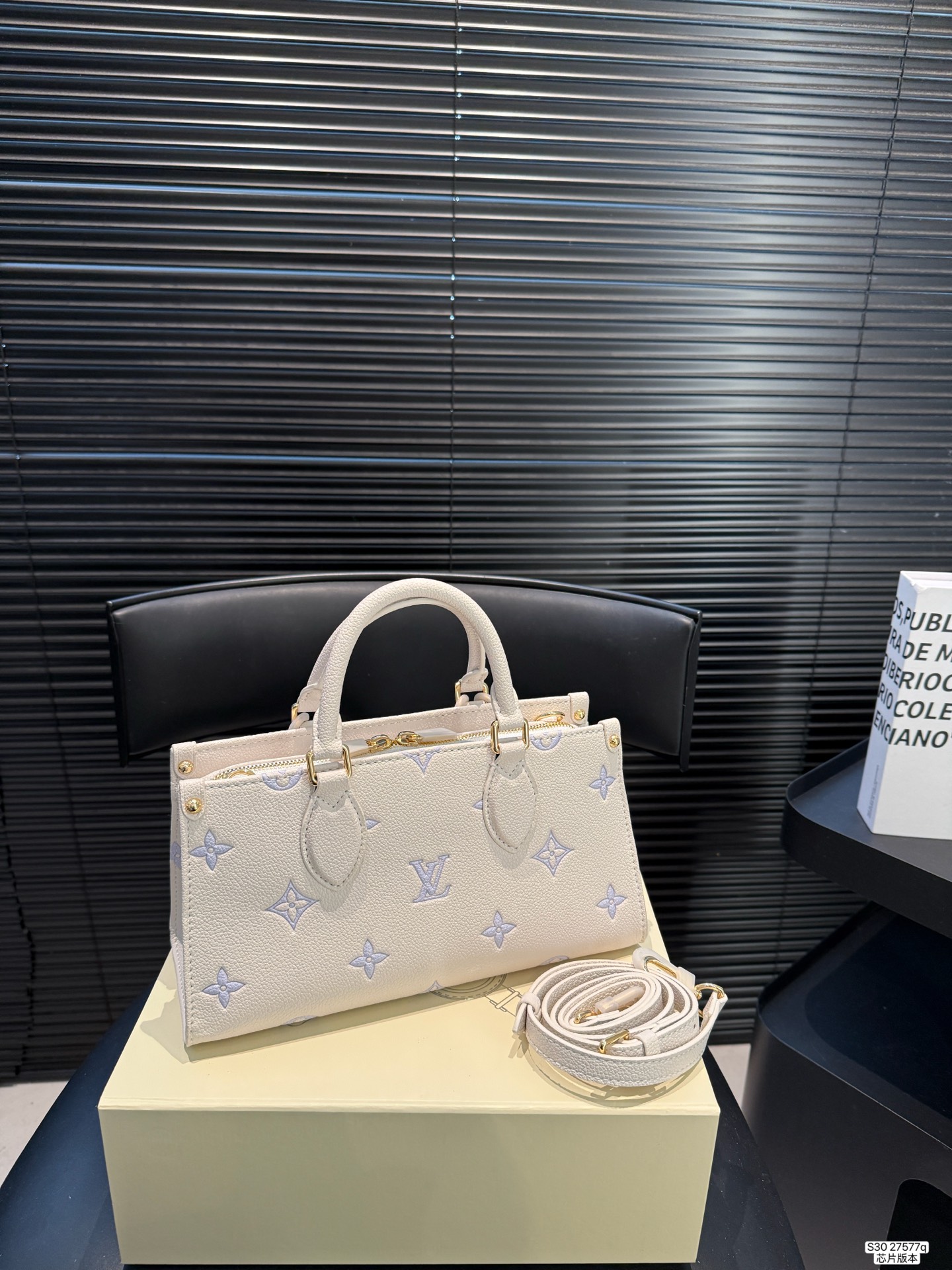 LV OnTheGo East West Bag - Image 9