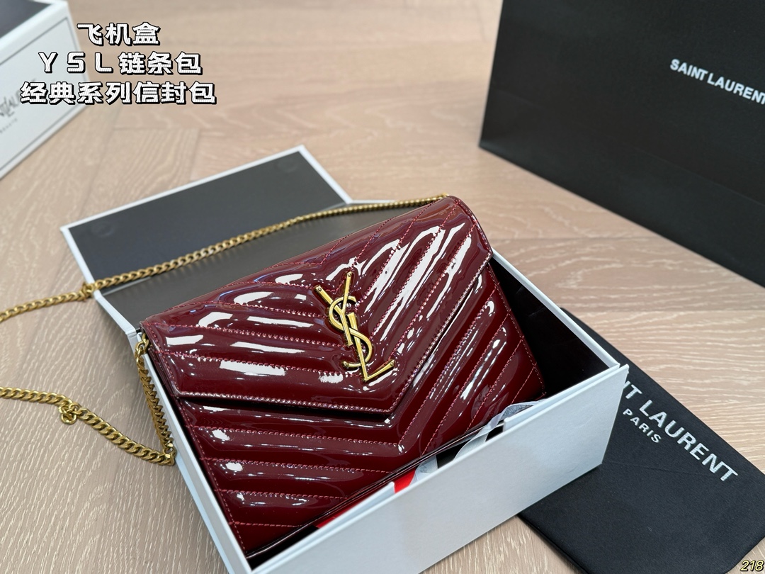 YSL Varnish V-Flap Shoulder Bag - Image 3