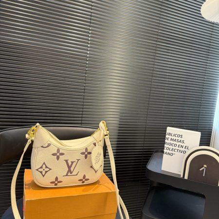 LV Leather Bag - Image 11