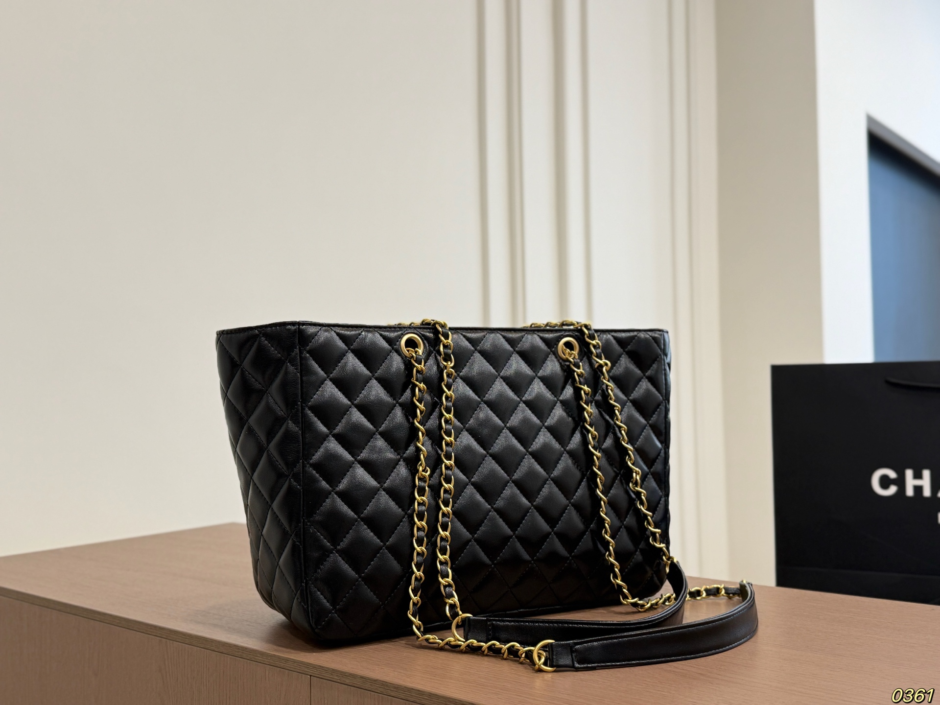 Chanel Quilted Tote Bag - Image 7
