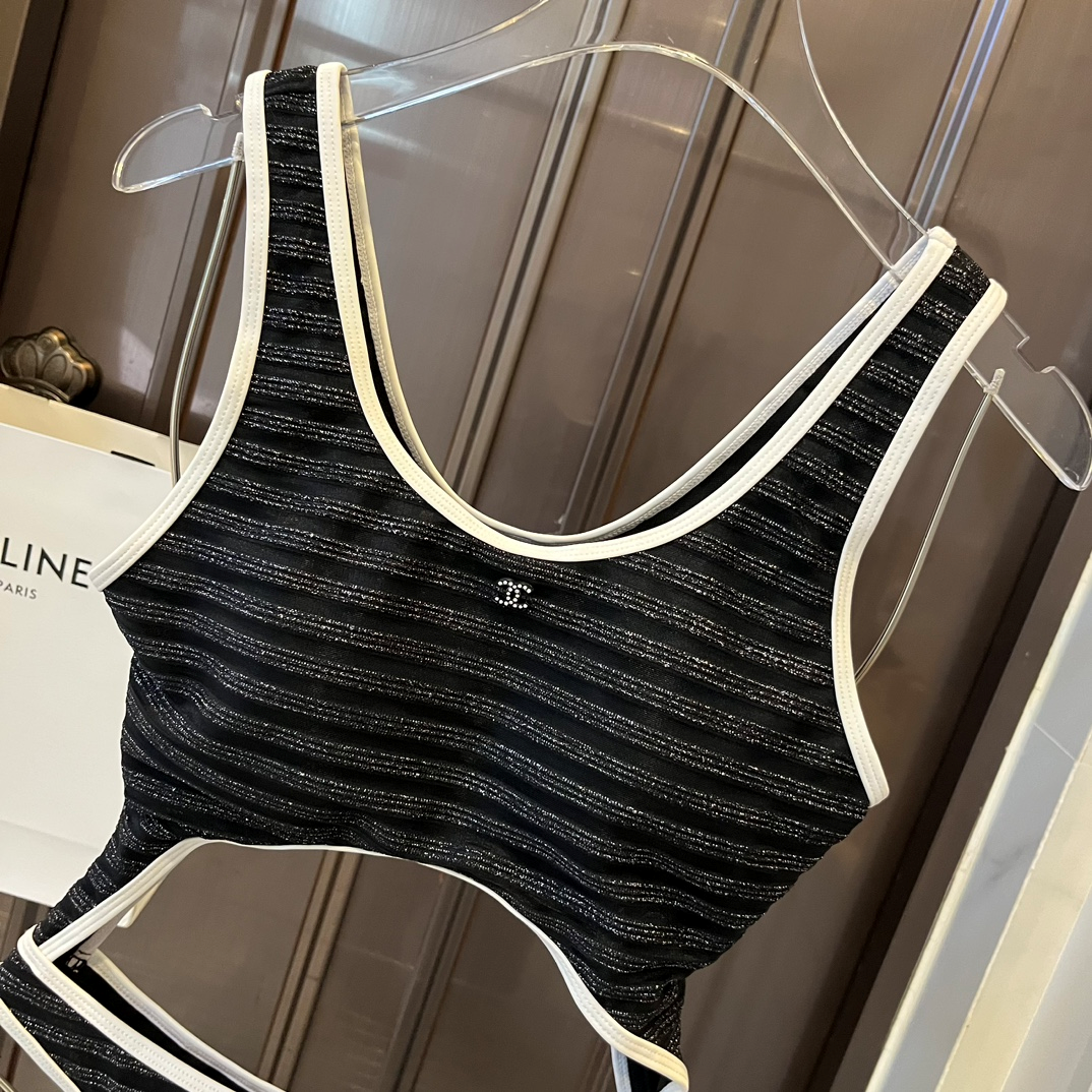Chanel Baring One-piece Swimsuit Swimwear - Image 2