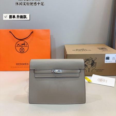 Hermès Kelly Danse Shoulder Bag - Image 7