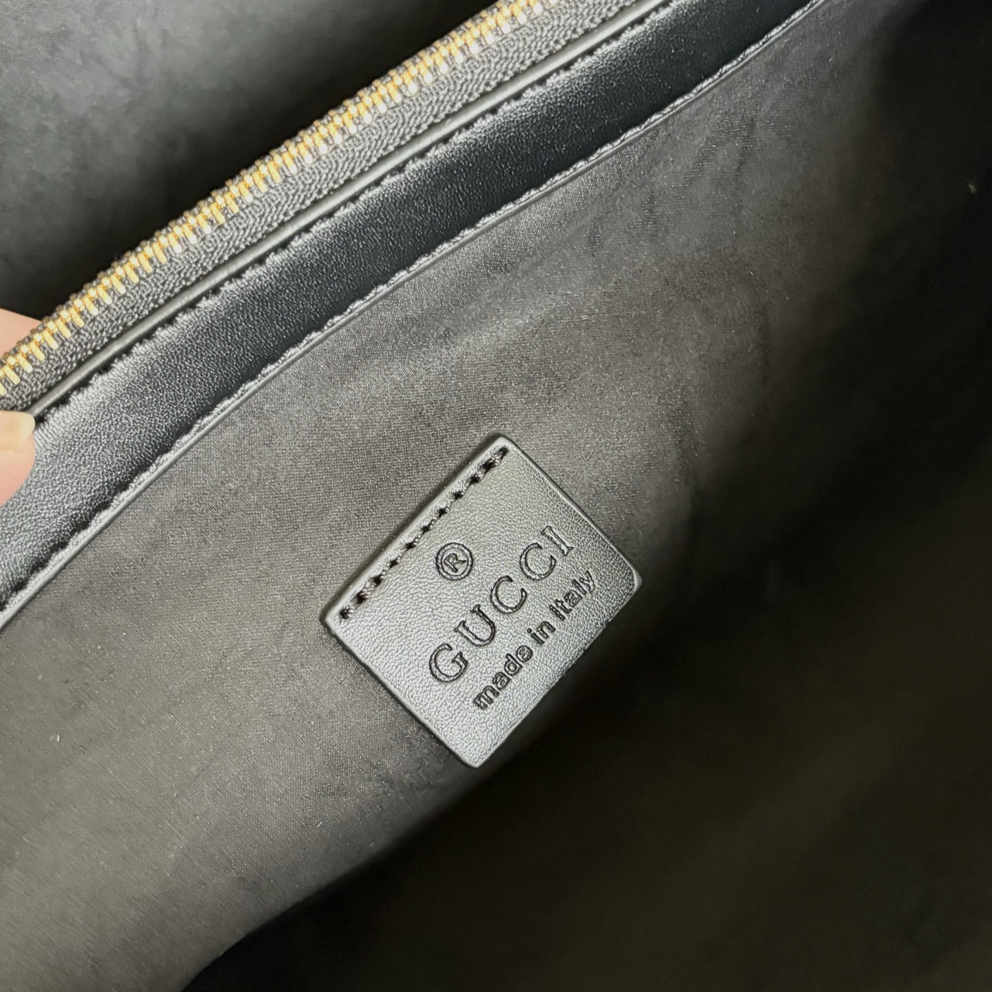 Gucci GG Pattern and Striped Weave - Image 8