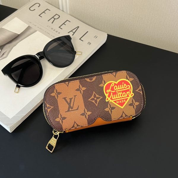 LV Glasses Pouch