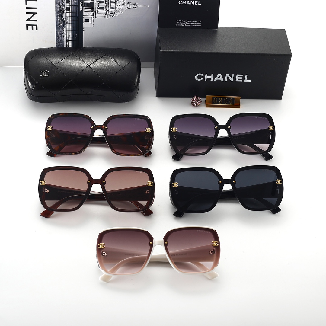 Chanel Fashionable Sunglasses - Image 1