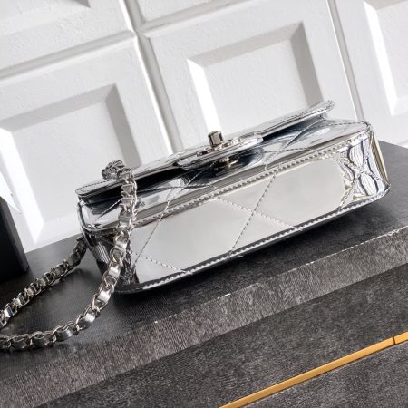 Chanel Small Clutch with Chain Bag - 10A Mirror Version - Image 5