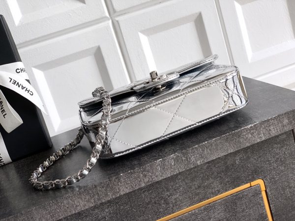 Chanel Small Clutch with Chain Bag - 10A Mirror Version