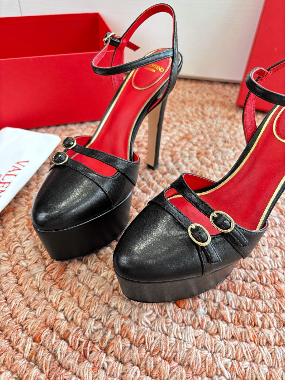 Valentino Garavani Crasher Platfrom Pumps - Image 10