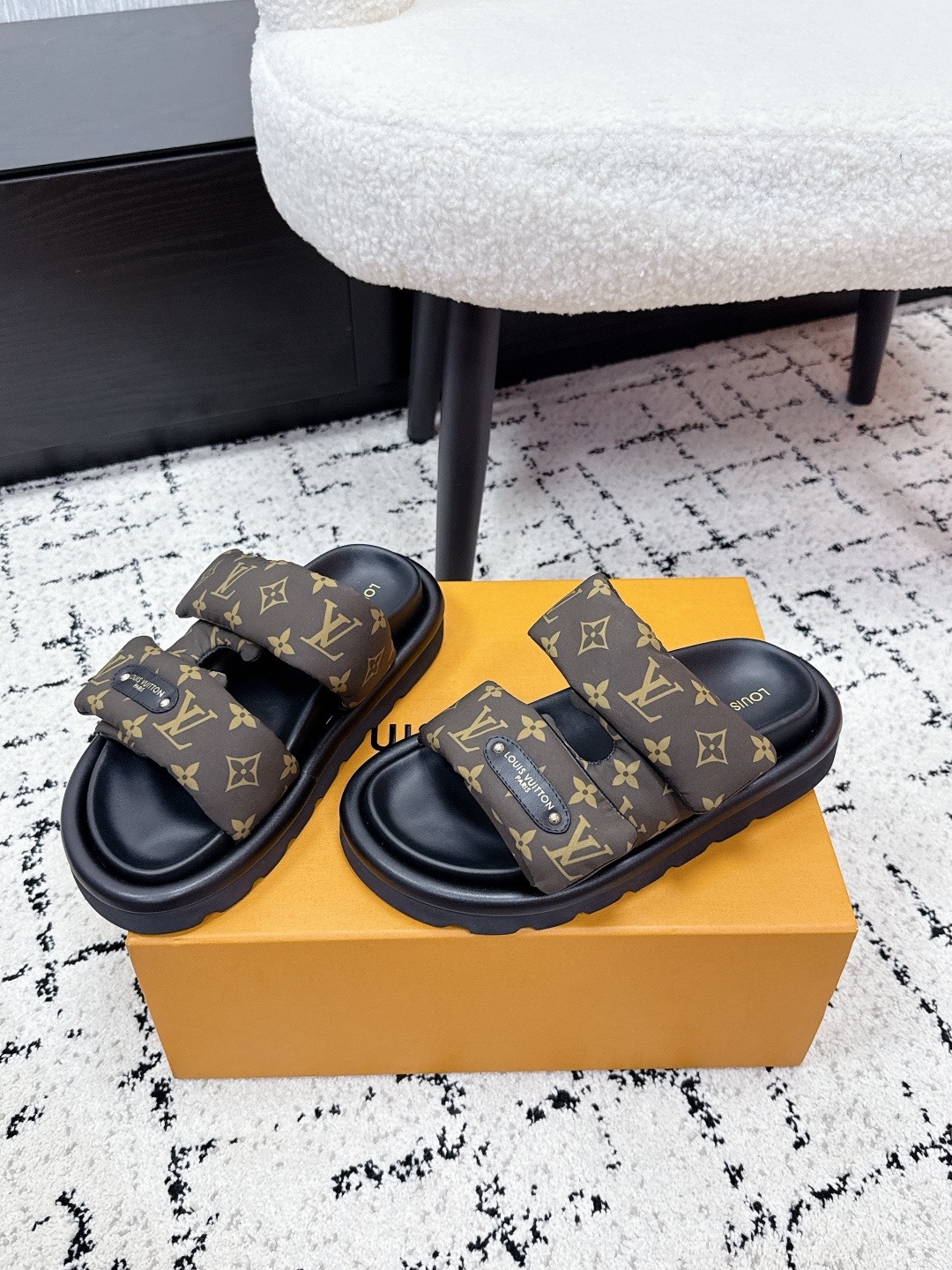LV Pool Pillow Comfort Mule Sandals - Image 3