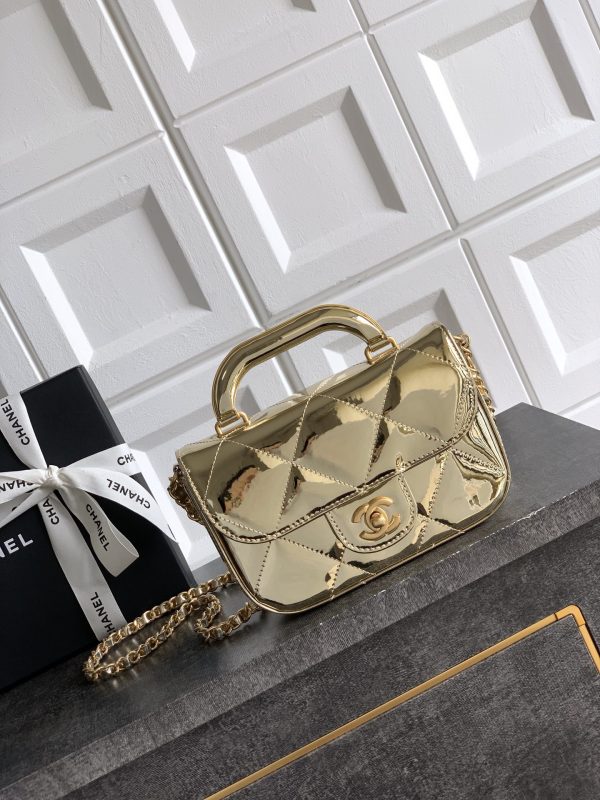 Chanel Small Clutch with Chain Bag - 10A Mirror Version