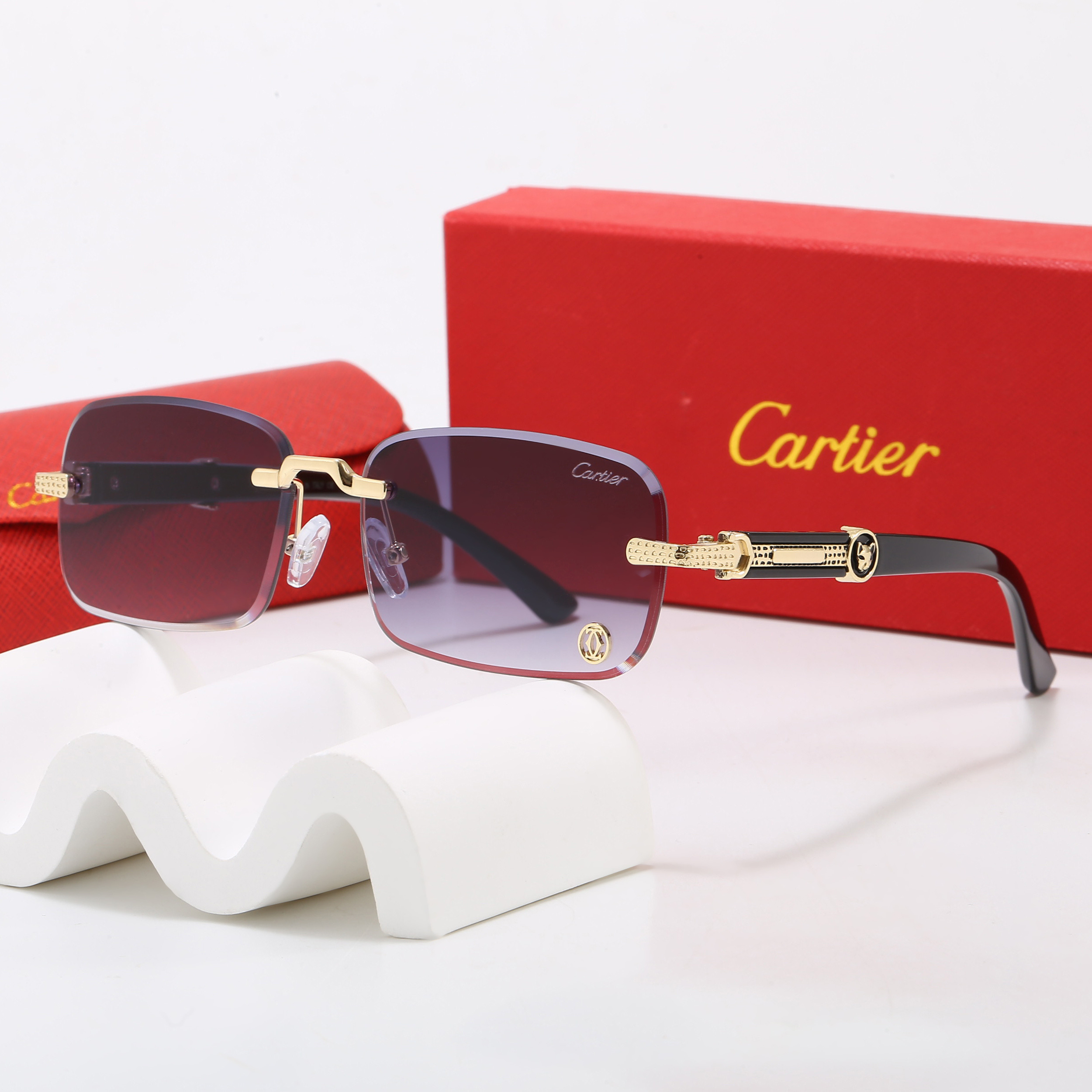 Cartier Fashionable Sunglasses - Image 5