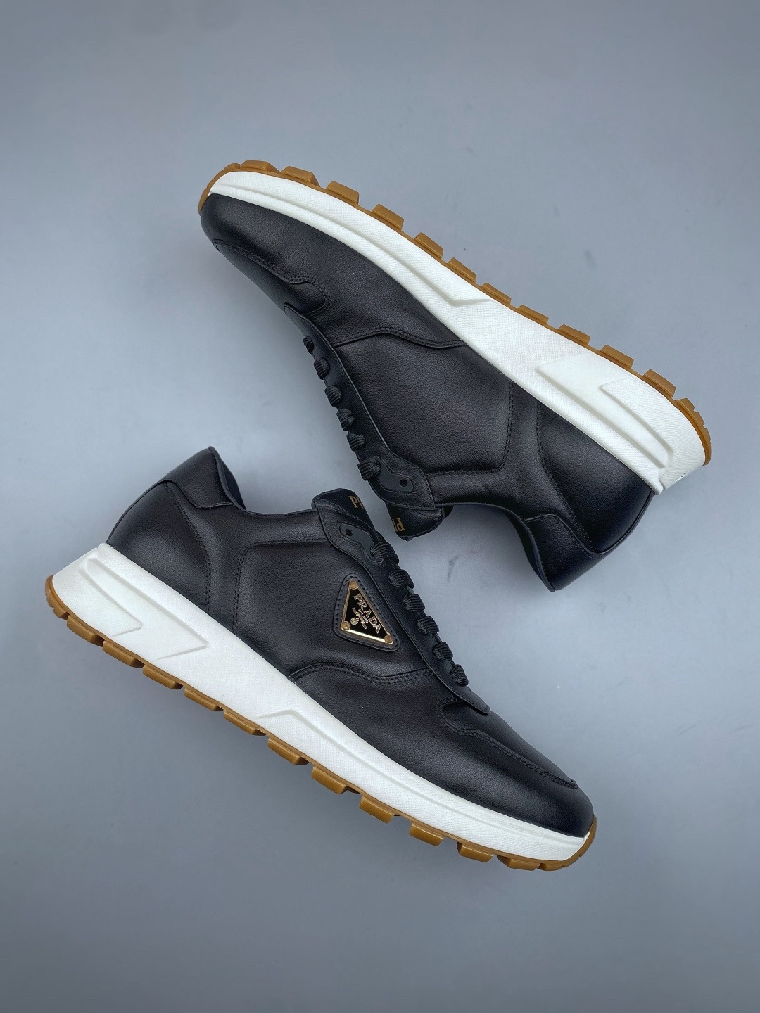 Prada Men Shoes Top Quality - Image 1