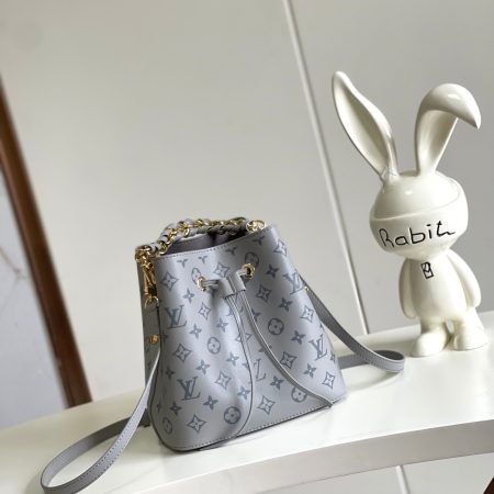 LV Néonoé BB Handbag
