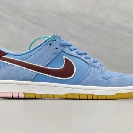 Dunk SB Low PRM “ phillies" - Image 3