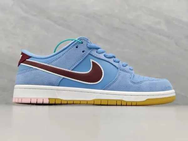 Dunk SB Low PRM “ phillies"
