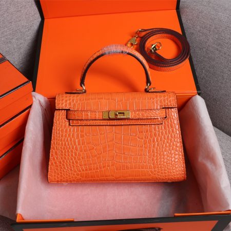 Hermes Kelly Gold Buckle Bag-Crocodile - Image 6