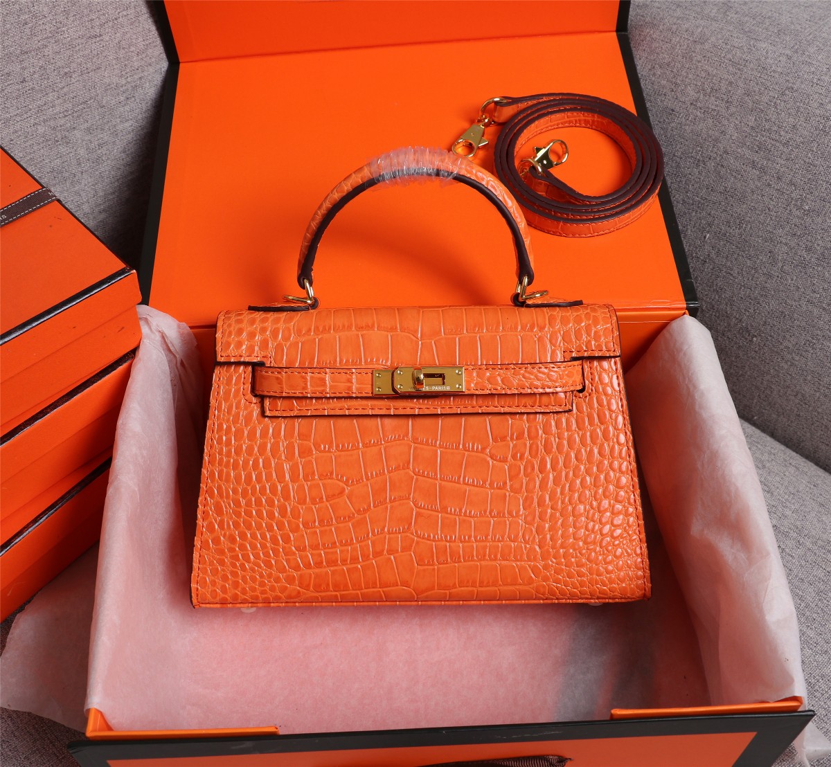 Hermes Kelly Gold Buckle Bag-Crocodile - Image 6