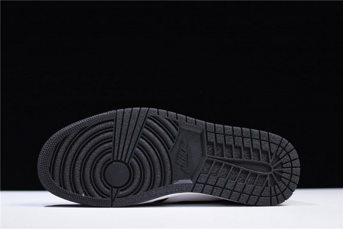 Air Jordan 1 Retro High OG 555088-010 - Image 3