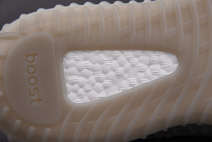 Yeezy Boost 350 V2 Tailgate FX9017 - Image 3