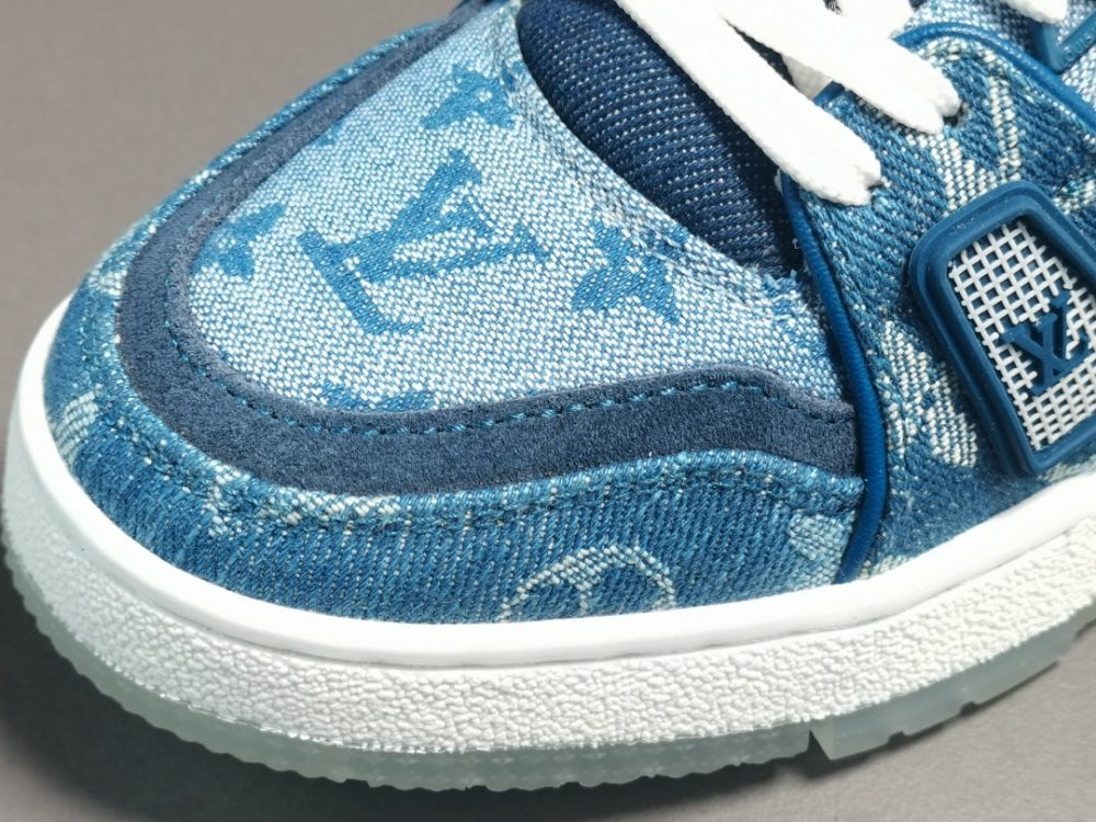 LV Trainer Blue - Image 3