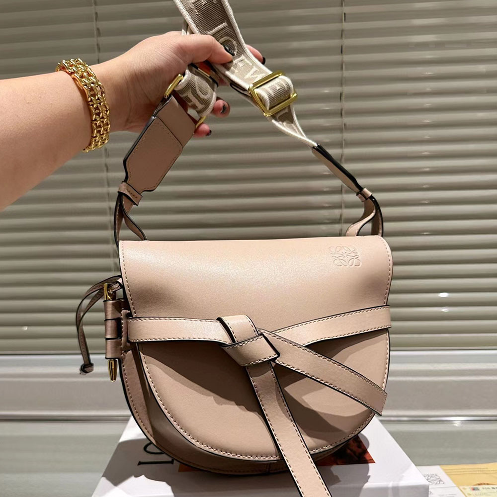 Loewe Gate Shoulder Bag Small - Image 4