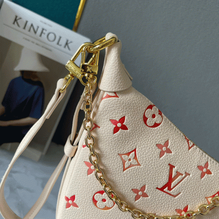 LV Loop Hobo bag - Image 6