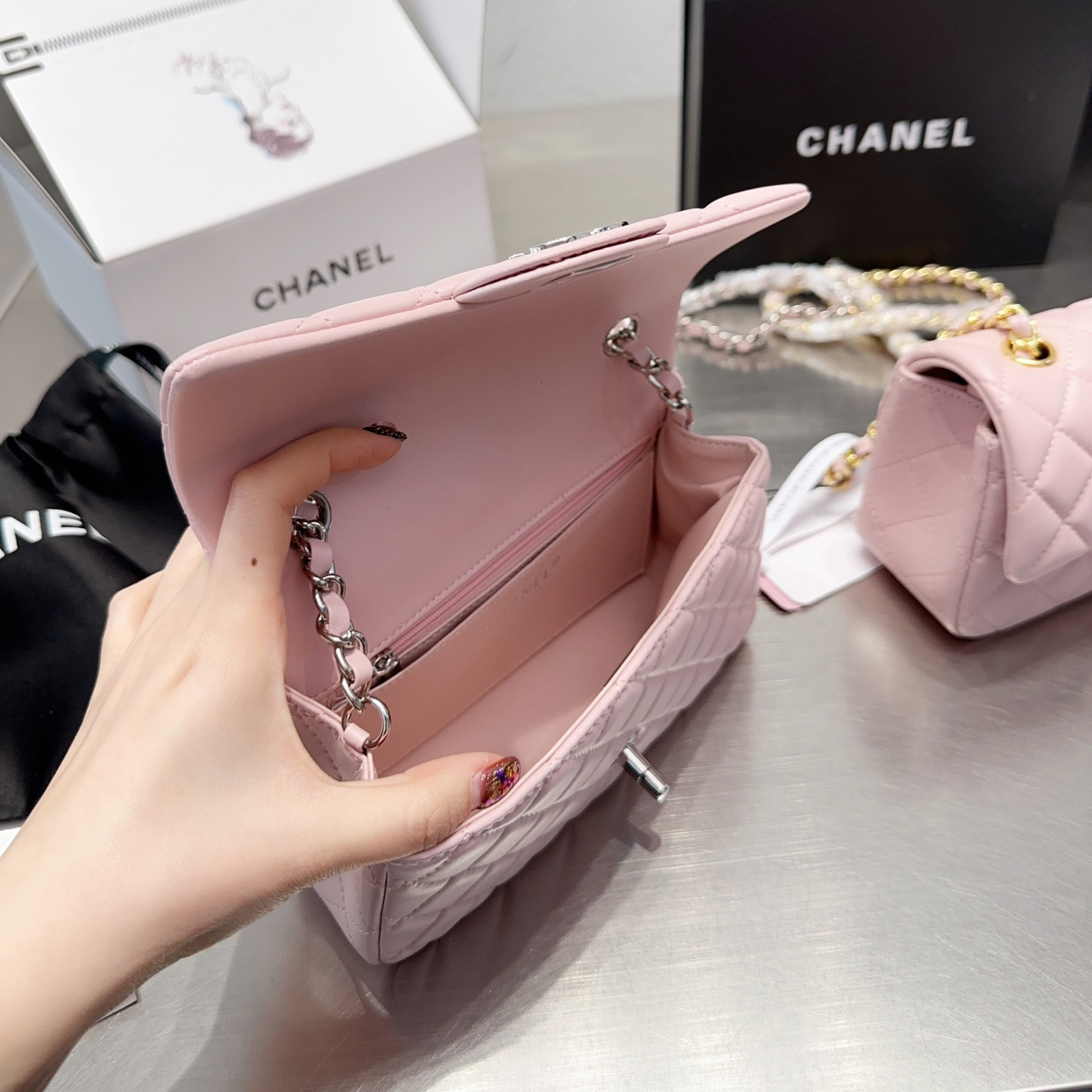 Chanel Classic Pink Flag Bag Small 20cm - Image 8
