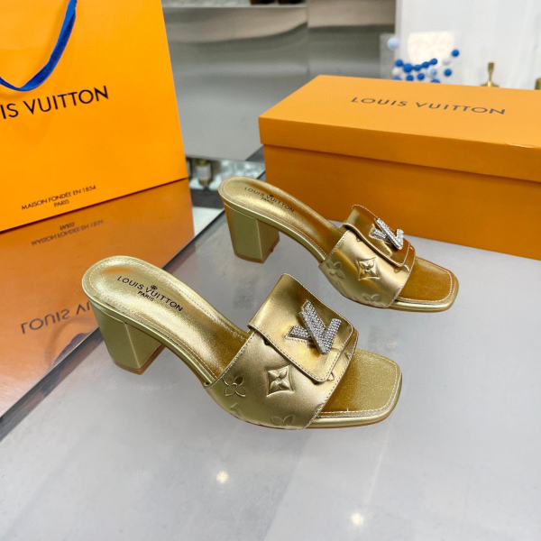LV Flat Cut With Chunky Flip-flops Slide Sandal