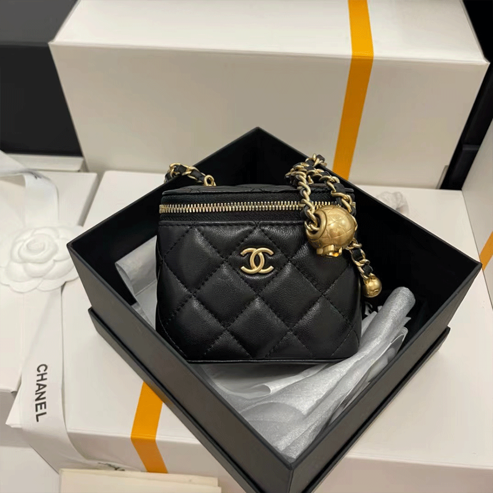 Chanel Golden-Ball Makeup Box - Image 5