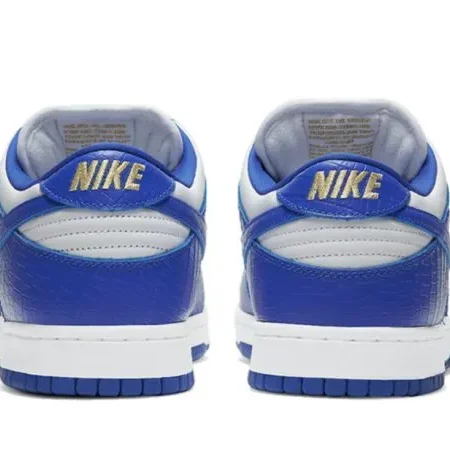 Supreme x Dunk SB Low “ Hyper Royal" - Image 5