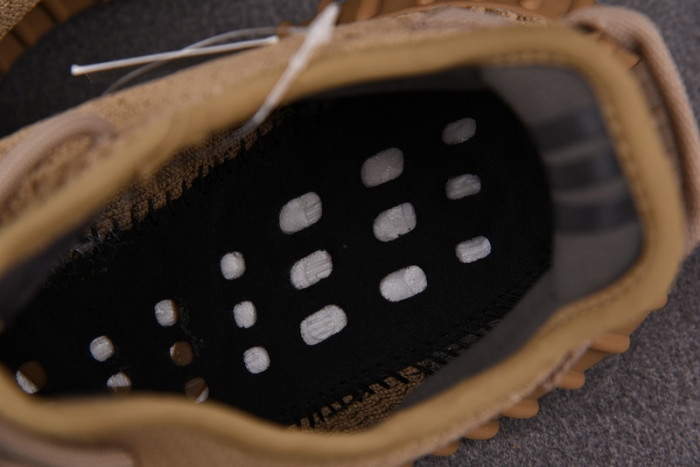 Yeezy Boost 350 v2 Earth FX9033 - Image 3
