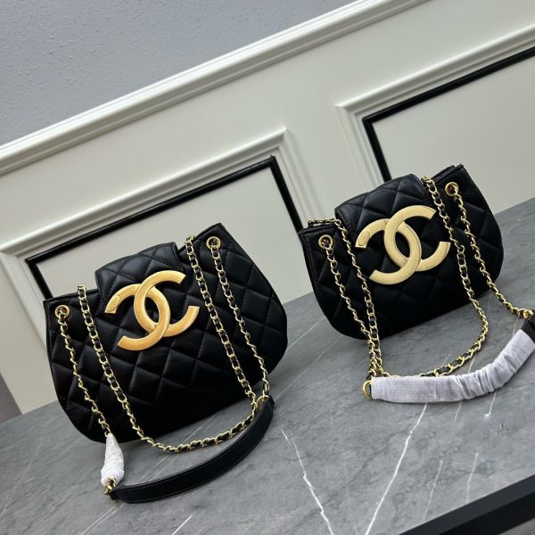 Chanel 24C Vintage Leather Messenger Bag Shoulder Crossbody Bag