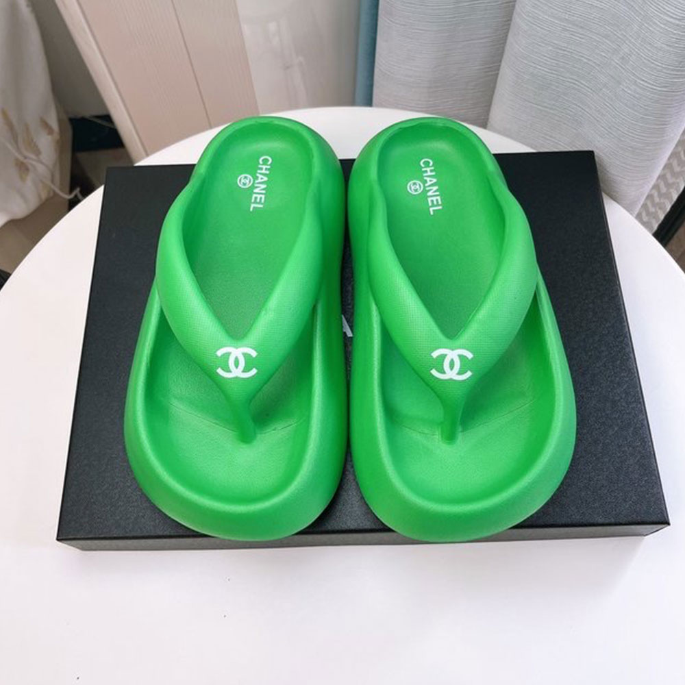 Chanel Thick-soled Beach Flip-flops Slide Sandal - Image 5