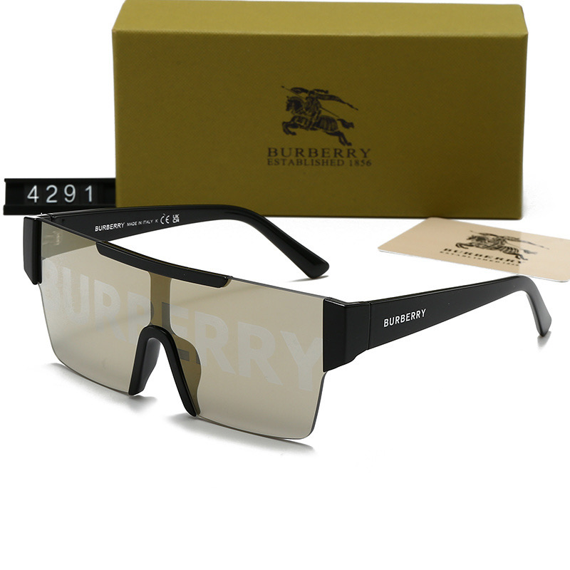 Burberry Fashionable Sunglasses - Image 2